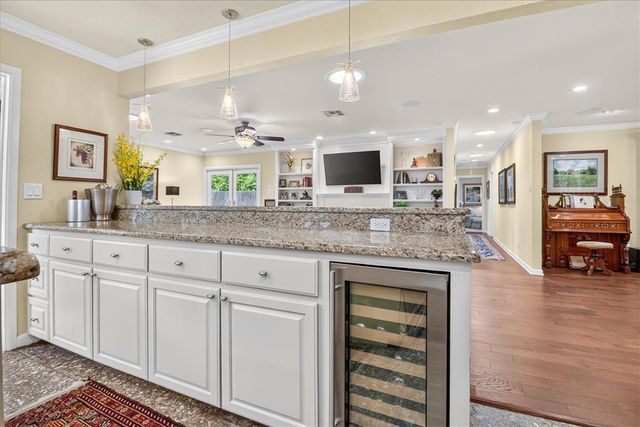 334 Cape Cod Dr, Corpus Christi, TX 78412
