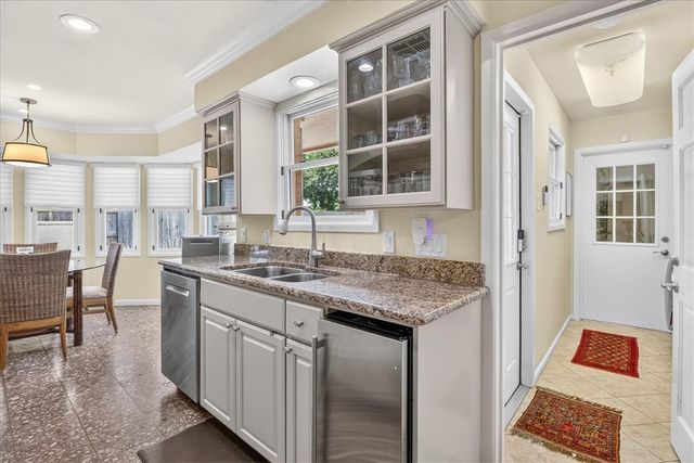 334 Cape Cod Dr, Corpus Christi, TX 78412