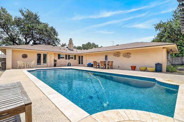 334 Cape Cod Dr, Corpus Christi, TX 78412
