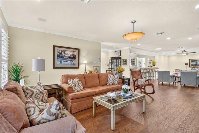 334 Cape Cod Dr, Corpus Christi, TX 78412