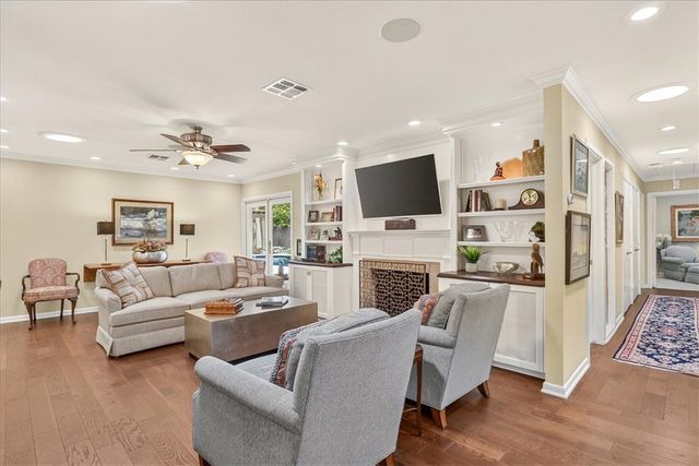 334 Cape Cod Dr, Corpus Christi, TX 78412