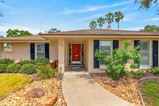 334 Cape Cod Dr, Corpus Christi, TX 78412