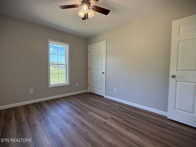 246 Ralph Spivey Lane, Gainesboro, TN 38562