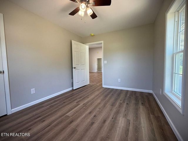 246 Ralph Spivey Lane, Gainesboro, TN 38562