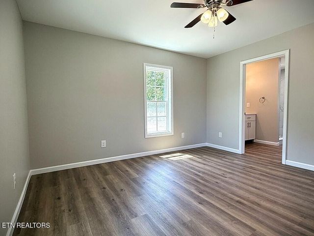 246 Ralph Spivey Lane, Gainesboro, TN 38562