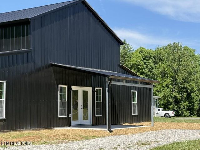 246 Ralph Spivey Lane, Gainesboro, TN 38562