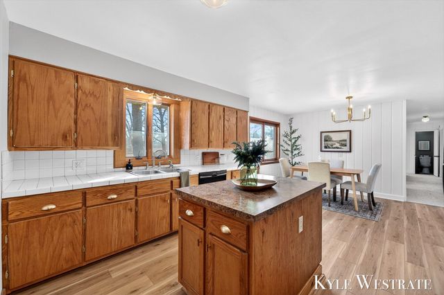 938 Delora Street, Muskegon, MI 49442