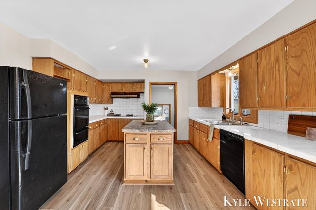 938 Delora Street, Muskegon, MI 49442