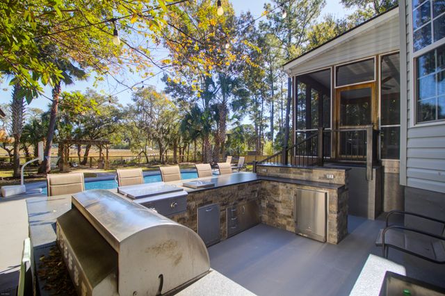 1913 Dunes Mill Way, Mount Pleasant, SC 29466