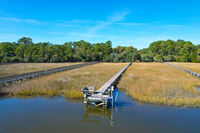 1913 Dunes Mill Way, Mount Pleasant, SC 29466