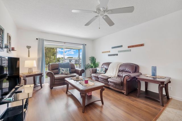 5200 Washington Street 301, Hollywood, FL 33021