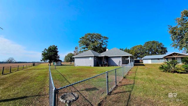 9275 Crawford Road, Elberta, AL 36530