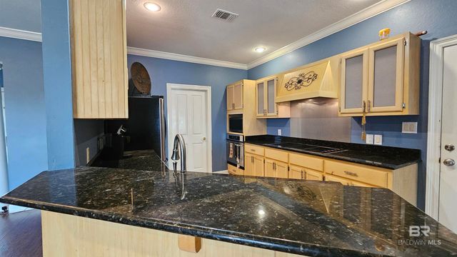 9275 Crawford Road, Elberta, AL 36530