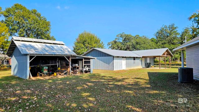 9275 Crawford Road, Elberta, AL 36530