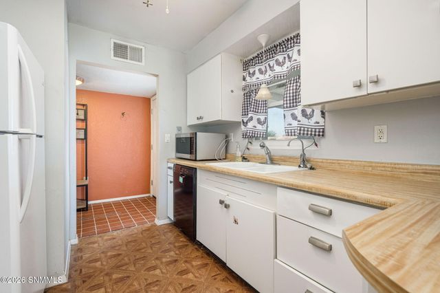 1015 Calle Del Encanto, Las Cruces, NM 88005