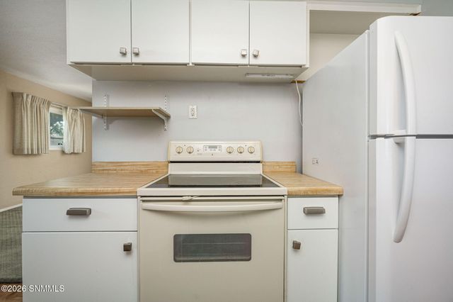 1015 Calle Del Encanto, Las Cruces, NM 88005