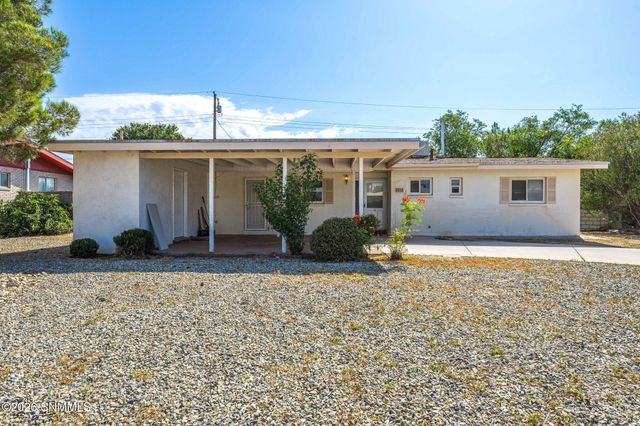 1015 Calle Del Encanto, Las Cruces, NM 88005