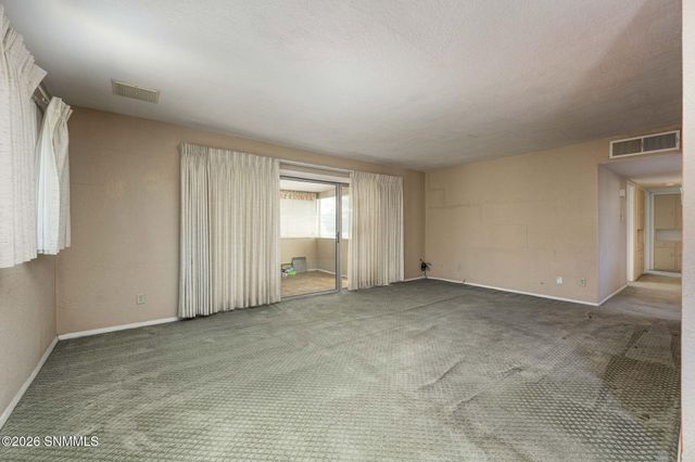 1015 Calle Del Encanto, Las Cruces, NM 88005