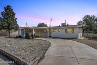 1015 Calle Del Encanto, Las Cruces, NM 88005