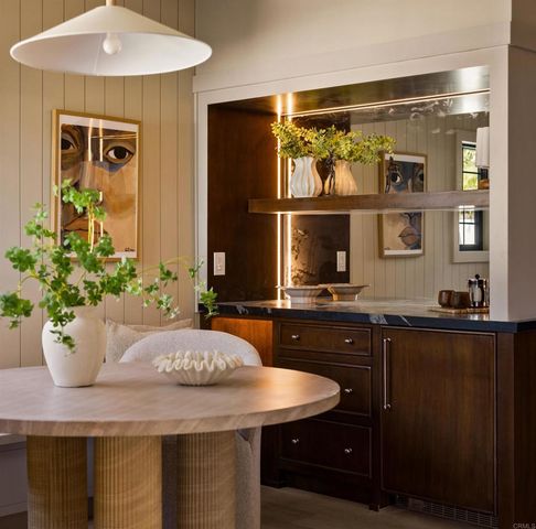1812 Highland Dr, Newport Beach, CA 92660