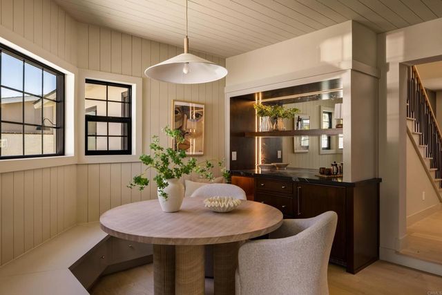 1812 Highland Dr, Newport Beach, CA 92660