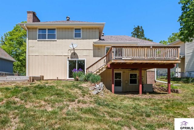 10929 Taylor Street, Omaha, NE 68164