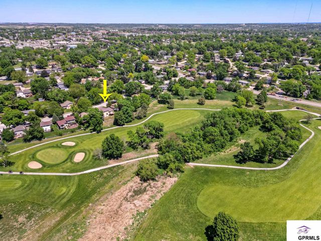 10929 Taylor Street, Omaha, NE 68164