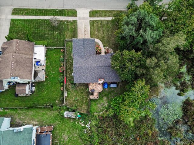 2830 Bayberry Drive, Waterford Charter Township, MI 48329