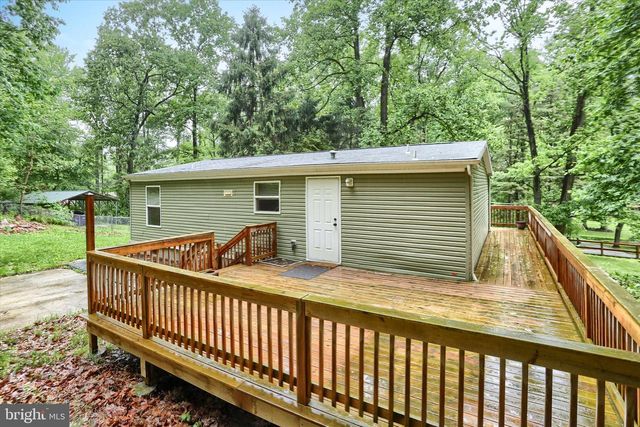 1148 N MOULSTOWN RD N, Hanover, PA 17331