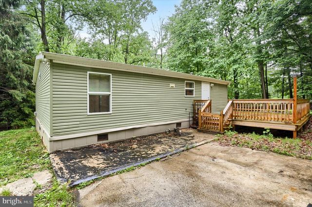 1148 N MOULSTOWN RD N, Hanover, PA 17331