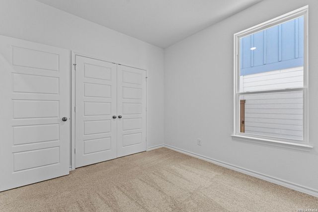 305 JERSEY LN, Boerne, TX 78006