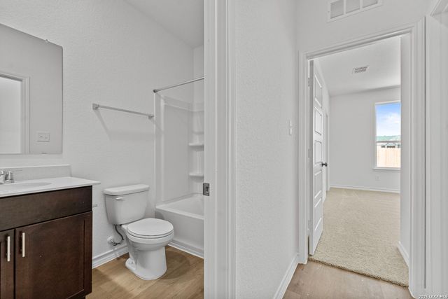 305 JERSEY LN, Boerne, TX 78006