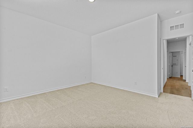 305 JERSEY LN, Boerne, TX 78006