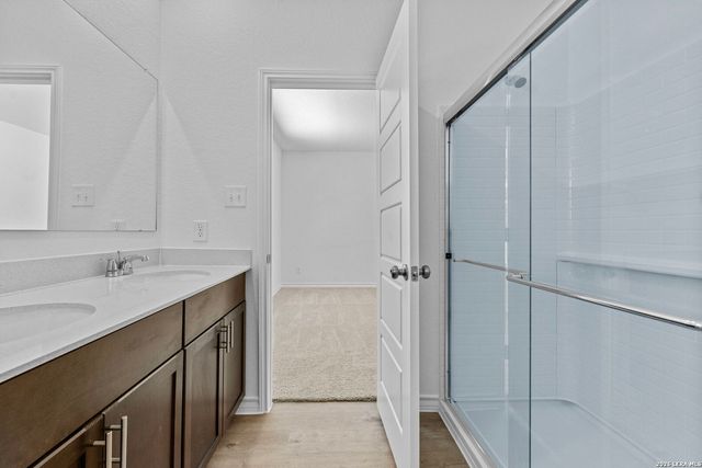 305 JERSEY LN, Boerne, TX 78006