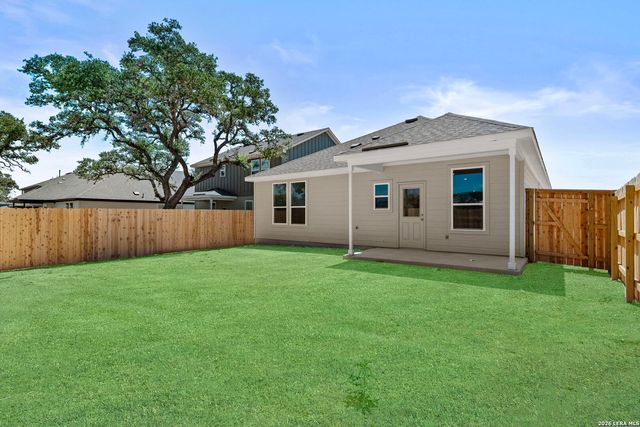 305 JERSEY LN, Boerne, TX 78006