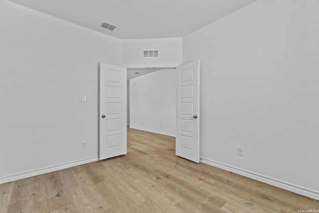 305 JERSEY LN, Boerne, TX 78006