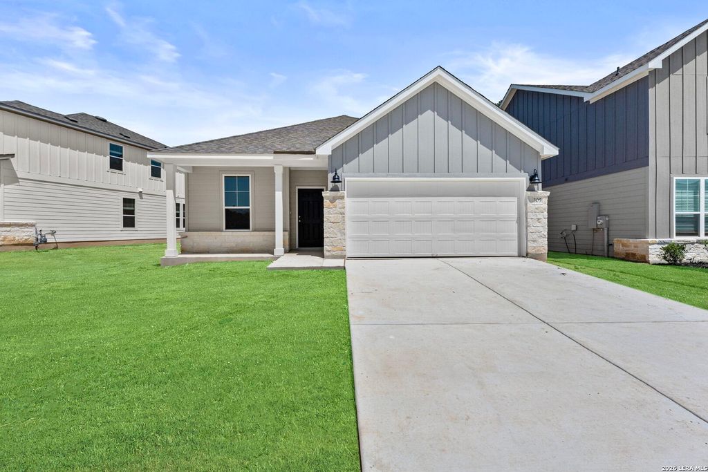 305 JERSEY LN, Boerne, TX 78006