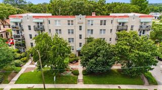 1013 N Elm Street C6, Greensboro, NC 27401