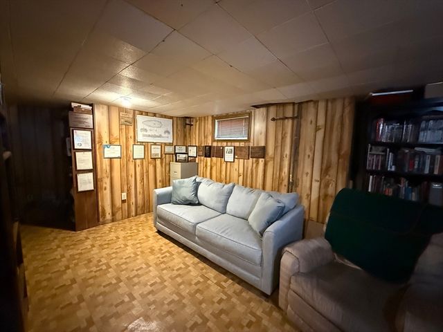 168 Speen St, Natick, MA 01760