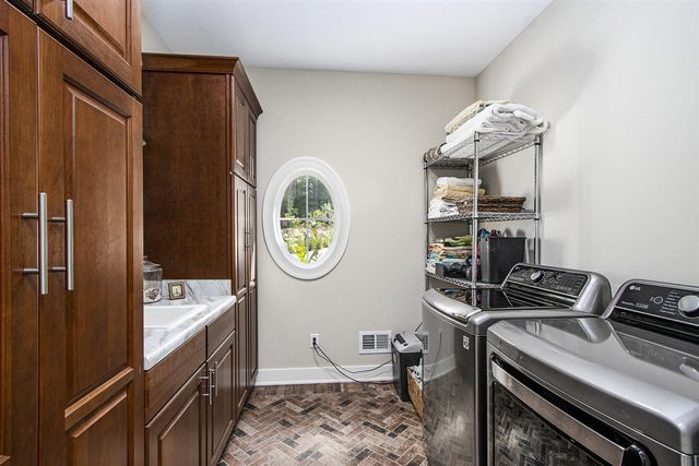 58604 E Clear Lake Road, Three Rivers, MI 49093