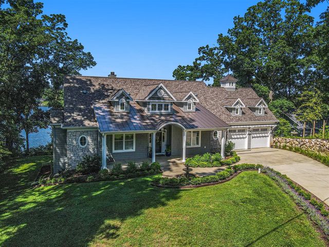 58604 E Clear Lake Road, Three Rivers, MI 49093