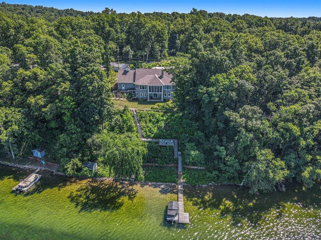 58604 E Clear Lake Road, Three Rivers, MI 49093