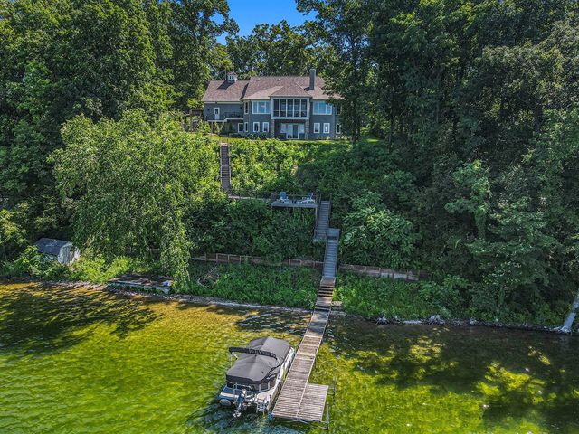 58604 E Clear Lake Road, Three Rivers, MI 49093