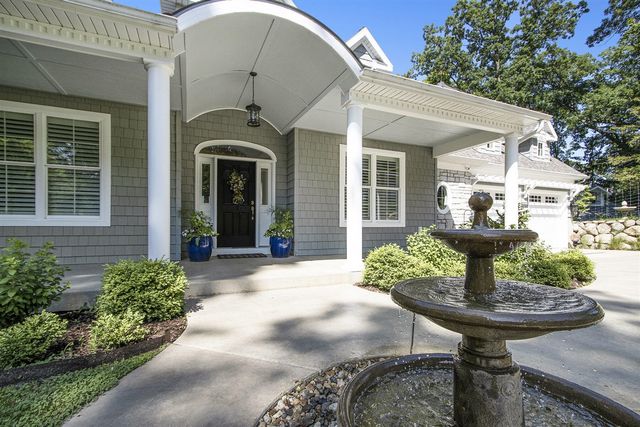 58604 E Clear Lake Road, Three Rivers, MI 49093