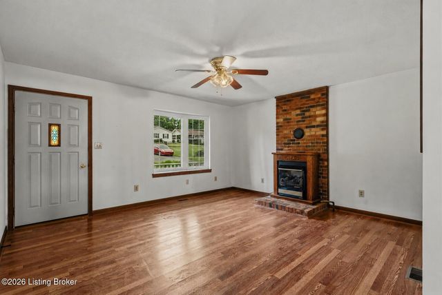 351 Tunnel Hill Rd, Elizabethtown, KY 42701