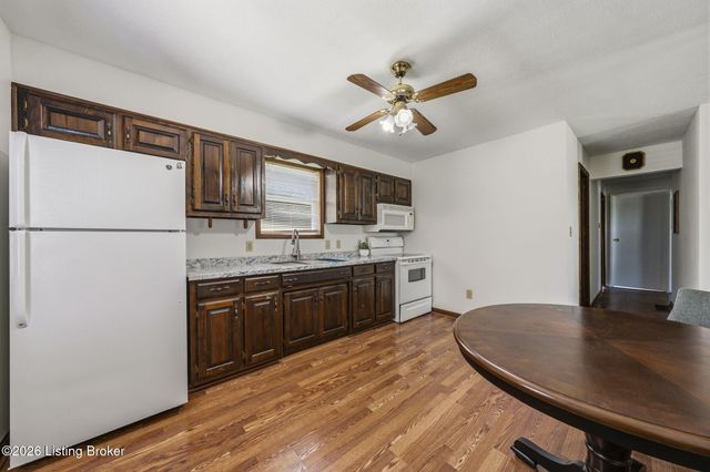 351 Tunnel Hill Rd, Elizabethtown, KY 42701