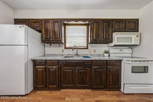 351 Tunnel Hill Rd, Elizabethtown, KY 42701