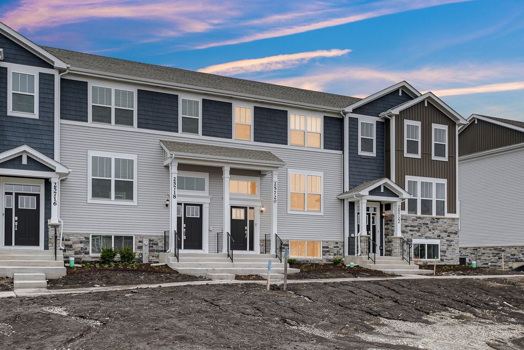 25720 W Yorkshire Drive, Plainfield, IL 60544