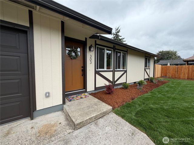 303 Railroad Street SW, Yelm, WA 98597