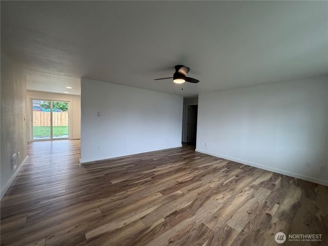 303 Railroad Street SW, Yelm, WA 98597